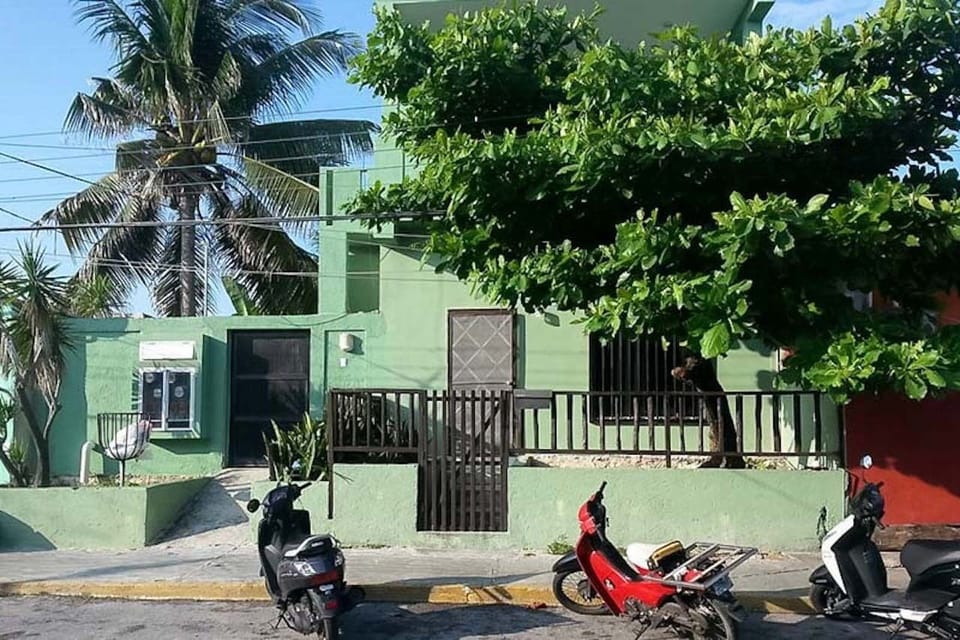 Entrance to the property 