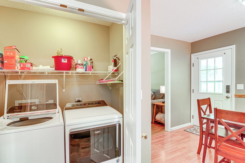 Washer & Dryer | Detergent Provided