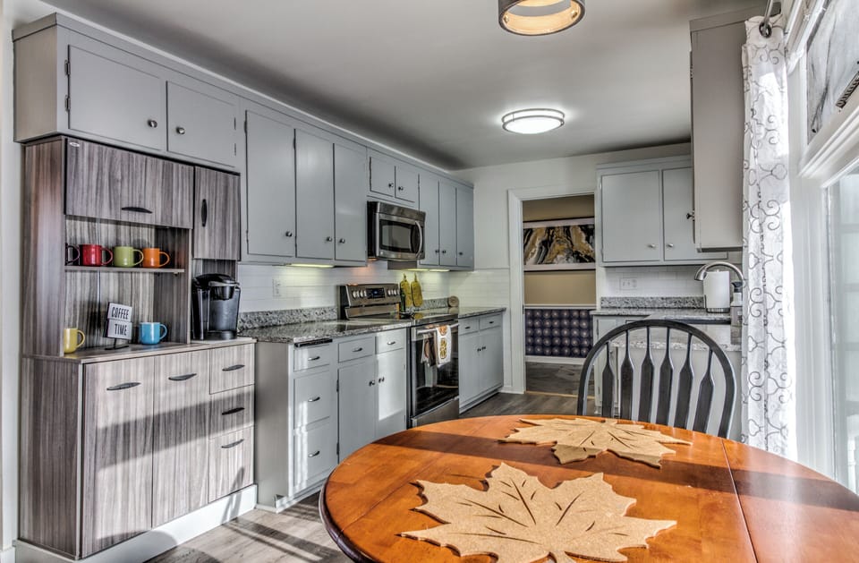 Kitchen (2)