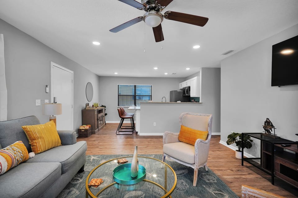 Enjoy a vibrant yet relaxing living room