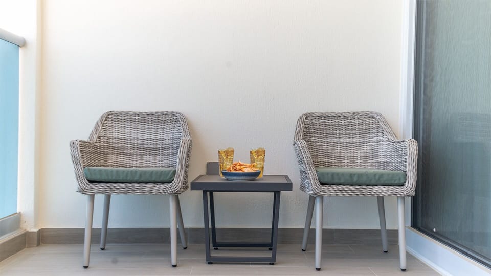 the seats outside of the bedroom
