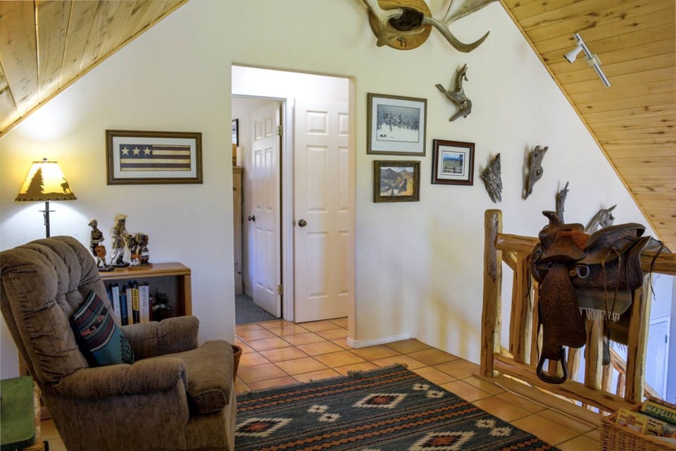 Loft space and easy access to upstairs bathroom and bedrooms. Enjoy the entire home or just rent the upper or lower units. It’s such a flexible option