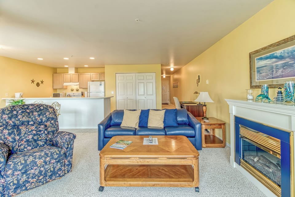 323 Vacation by the Sea