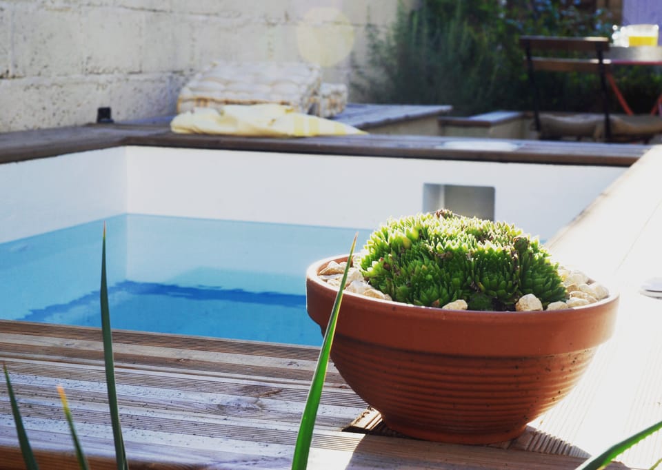 Spa pool