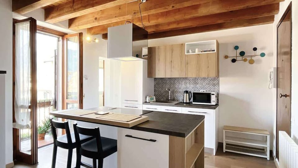 Modern spacious and bright kitchen