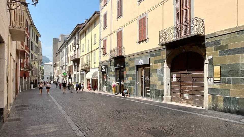 The shopping street and bars