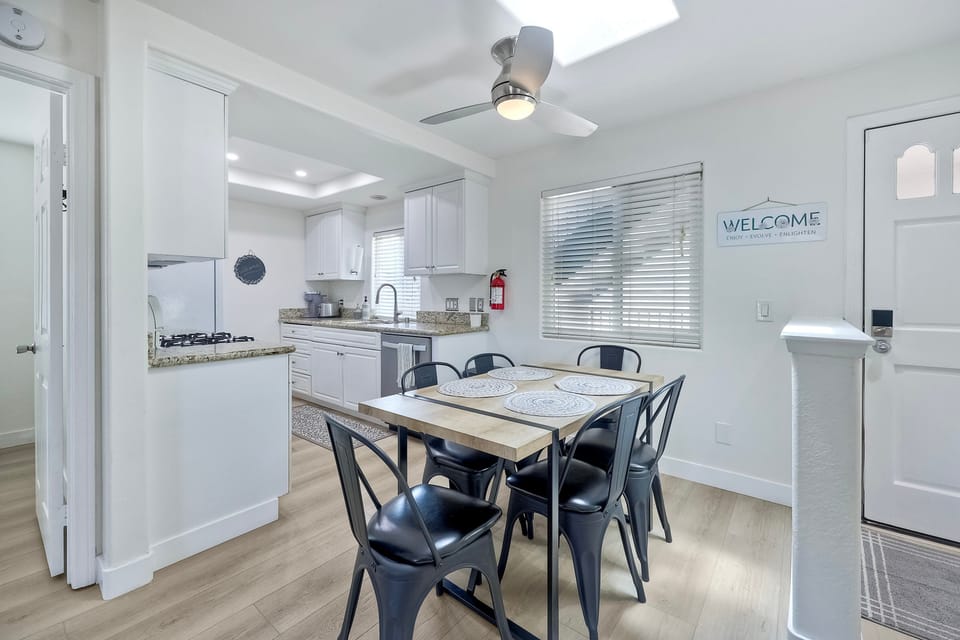 Dining for six under the breeze of the ceiling fan