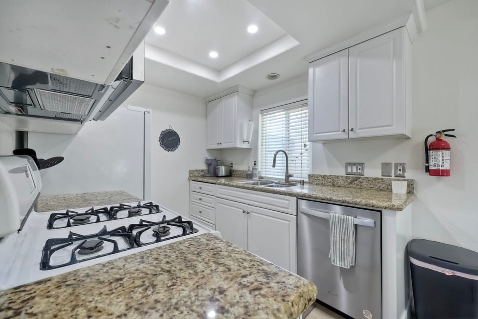 Plenty of counter top space to prepare your favorite meal