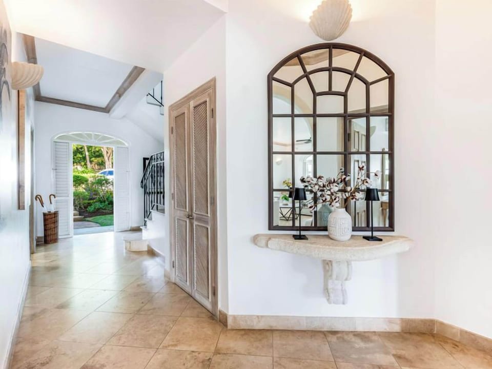Birds Eye Villa - Sugar Hill (1048)