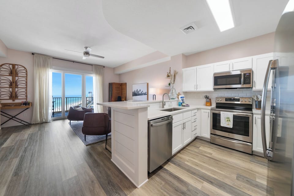 Fully stocked spacious kitchen