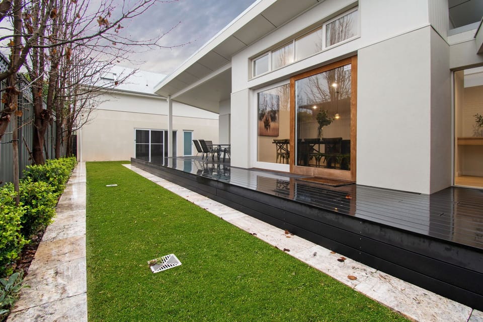 Backyard + Outdoor Entertaining Area