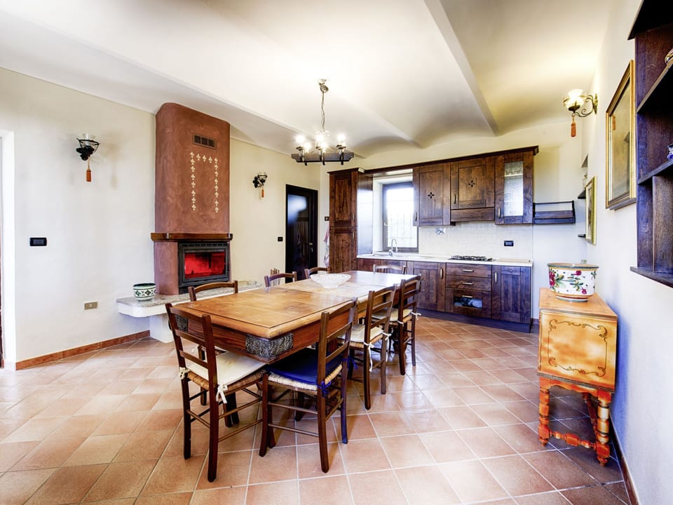 Kitchen / Dining Room