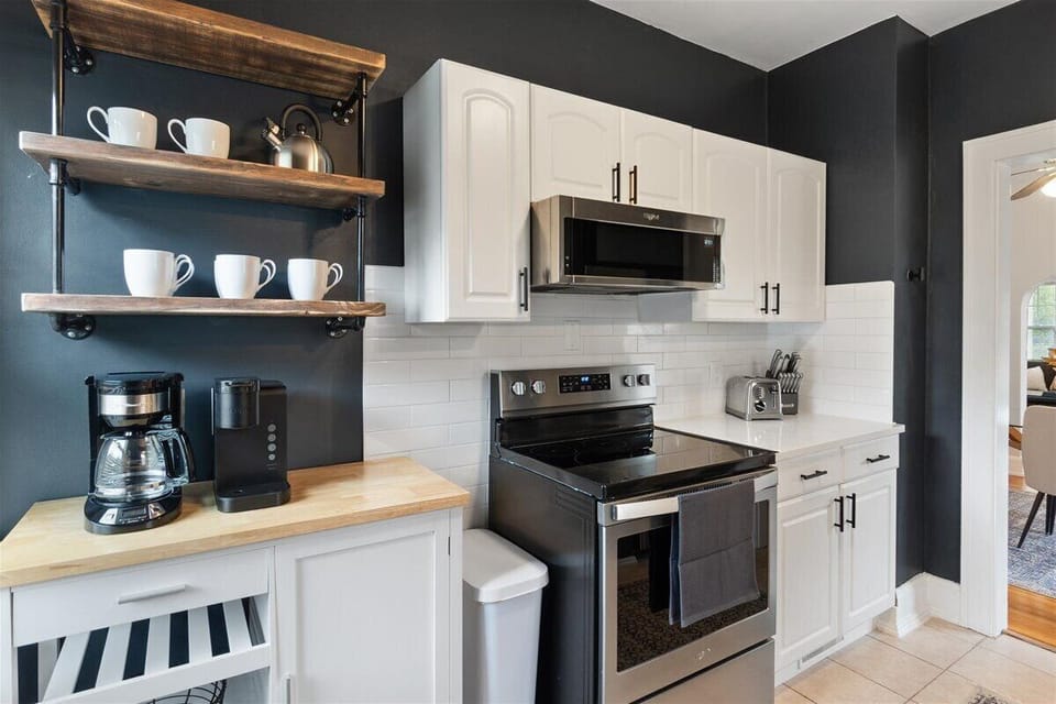 Kitchen with SS appliances, large sink, and Keurig & traditional coffee maker.