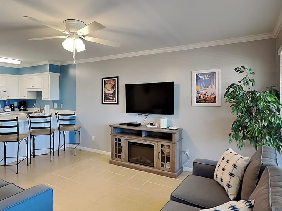 Living Area - Smart TV
