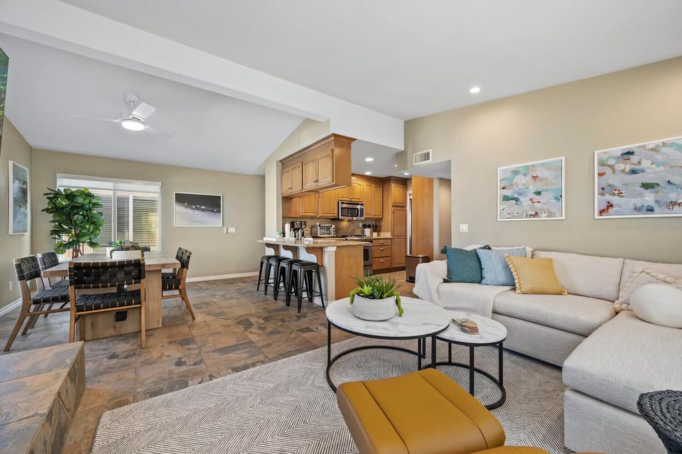 Living Room & Kitchen