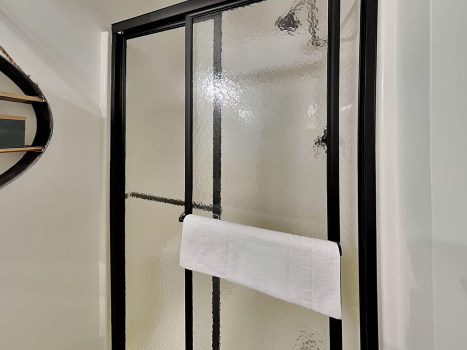 Second Full Bathroom