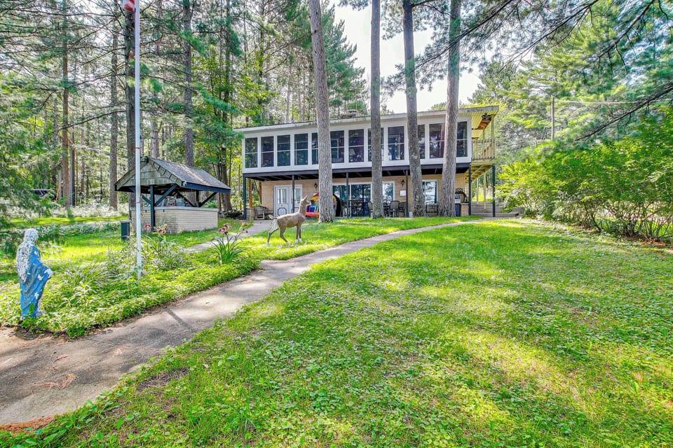 Gillett Vacation Rental | 3BR | 2BA | Step Required | 1,000 Sq Ft