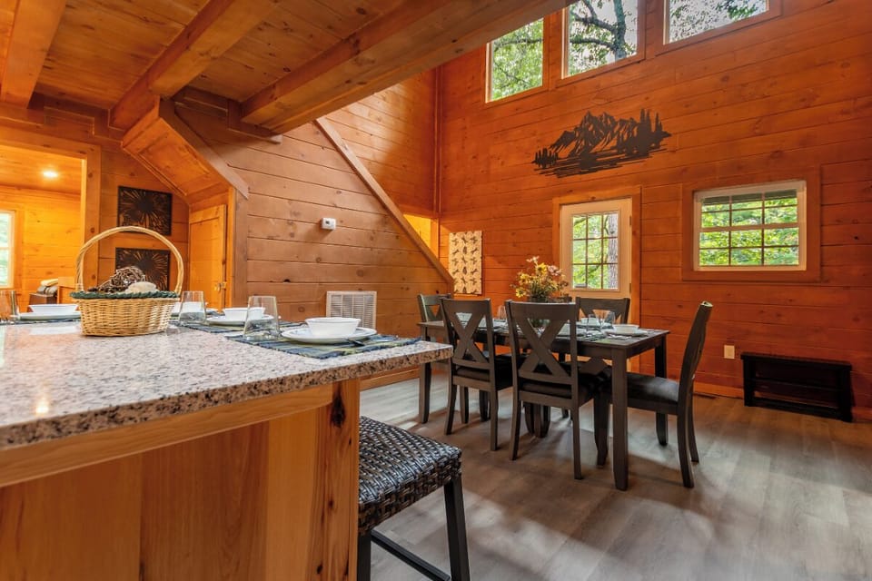 Trail's End's inviting dining area