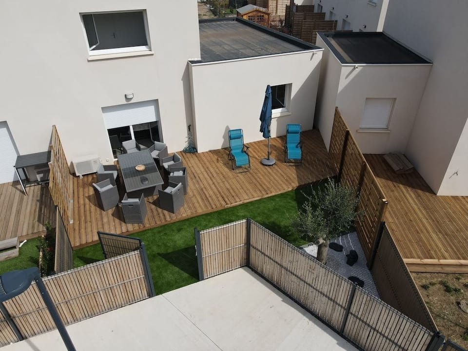 Relax on the private terrace.