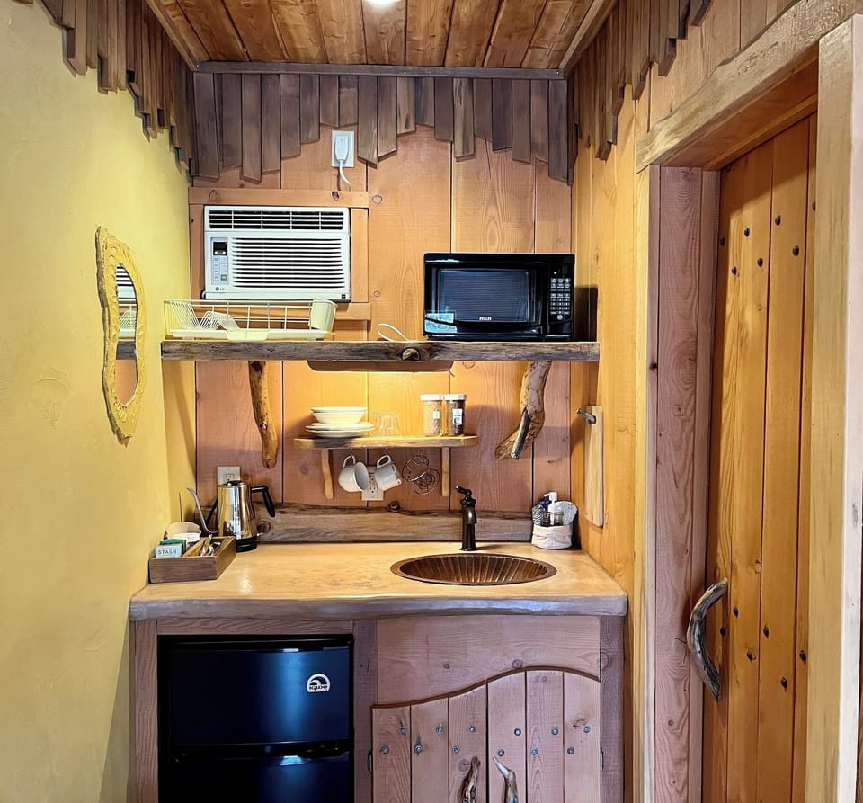 Mini fridge, microwave, kettle, coffee making equipment...