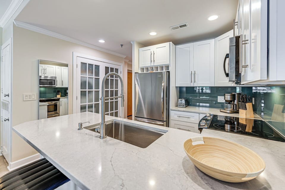 Kitchen | Dishwasher