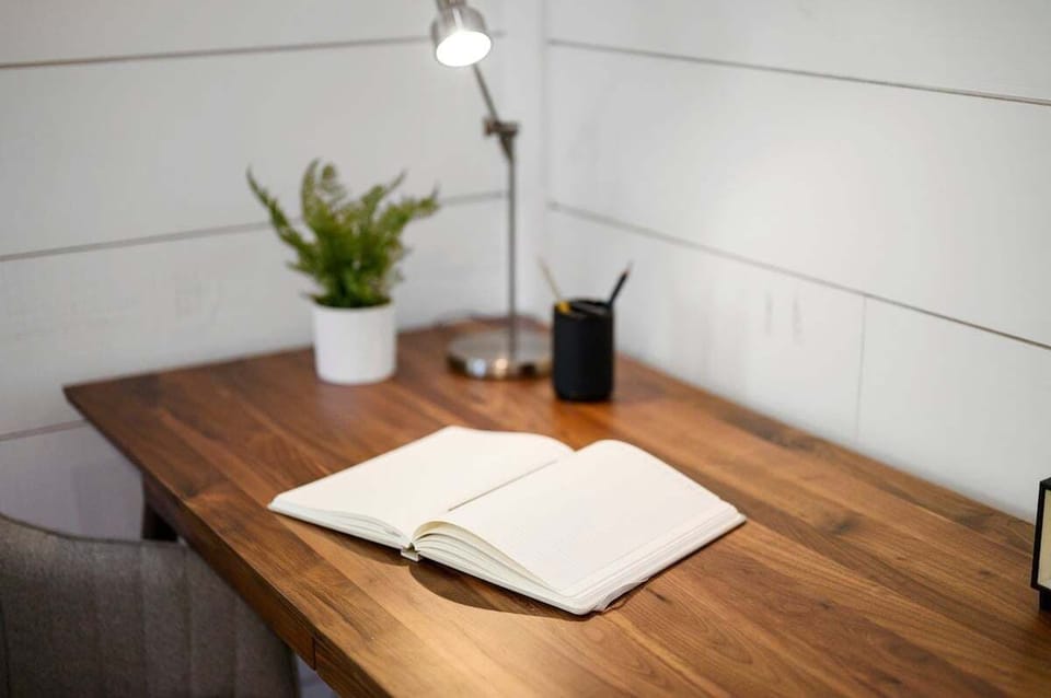 Multi-purpose desk space