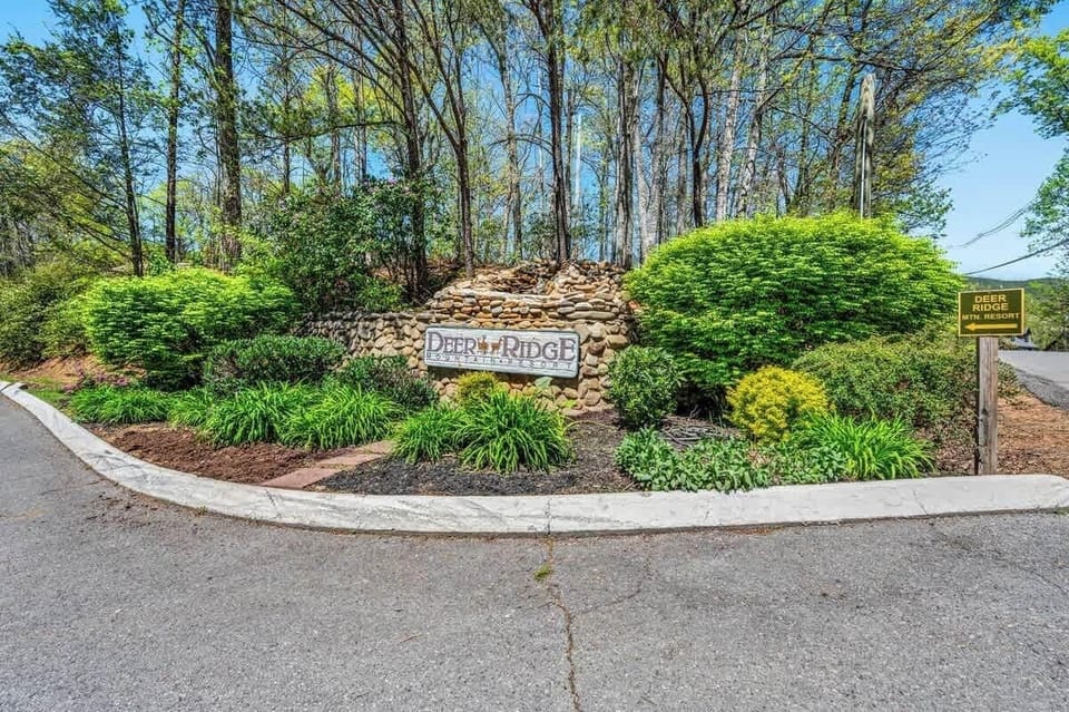 Deer Ridge Mountain Resort