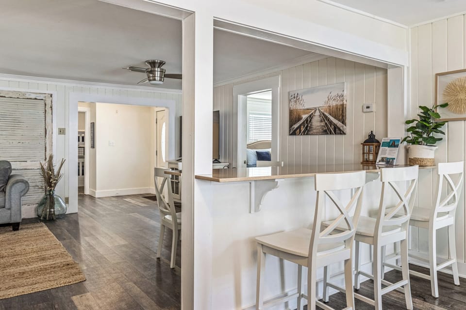 Breakfast Bar