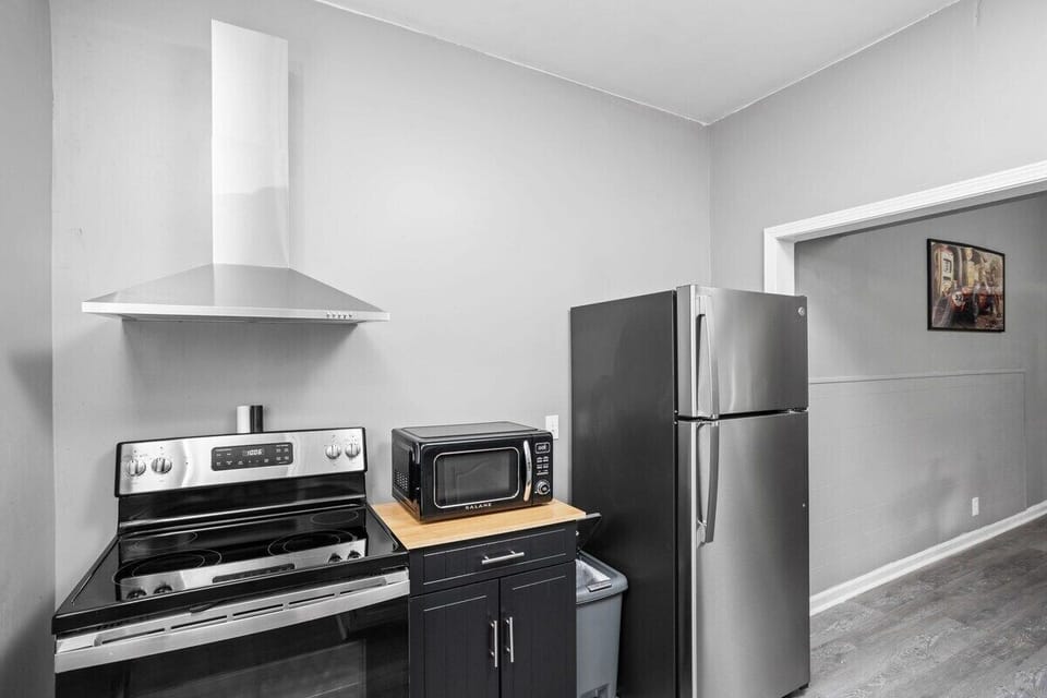 Make full use of our modern appliances to experience maximum convenience during your stay.