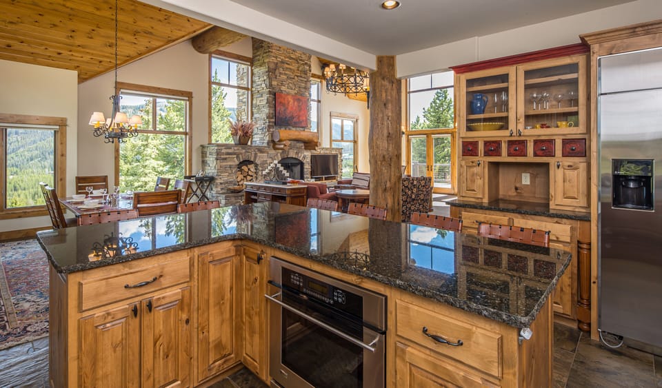 Open Concept Kitchen, Dining and Great Room