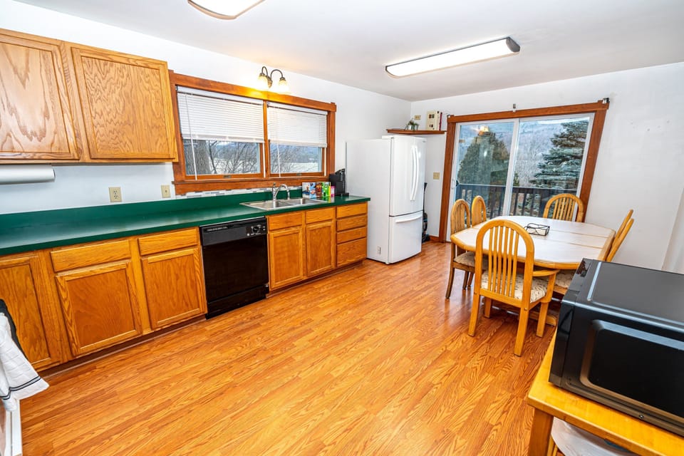 Hardwood, Indoors, Floor, Flooring, Stained Wood