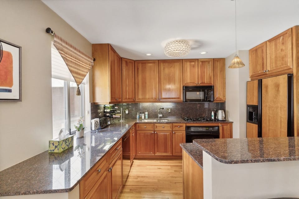 Indoors, Kitchen, Microwave, Oven, Sink