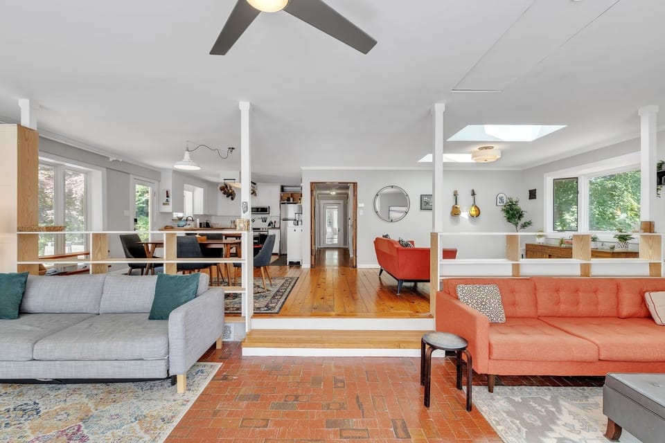 Home Decor, Architecture, Building, Furniture, Indoors