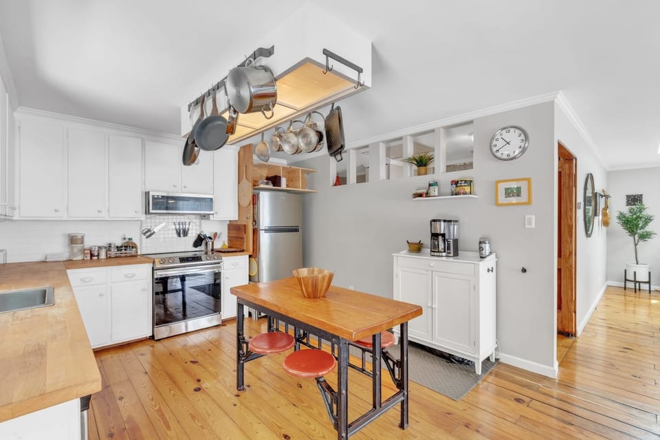 Indoors, Hardwood, Kitchen, Floor, Sink
