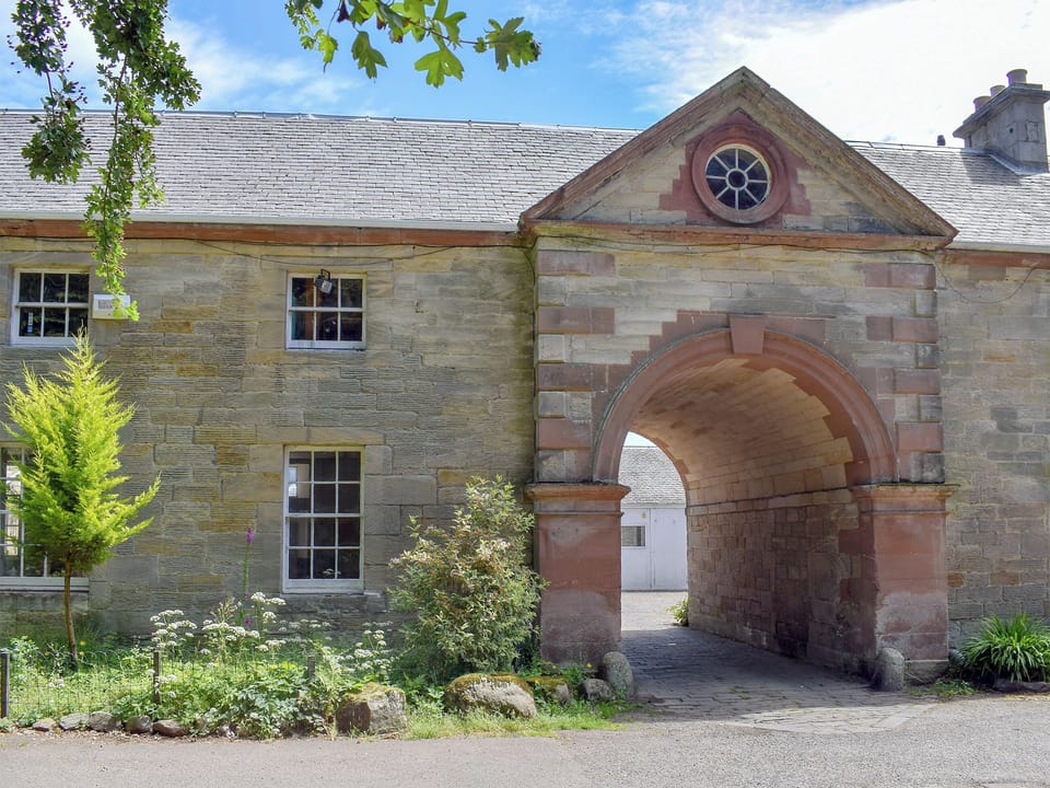 Exterior | The Goldsmiths Apartment, Markinch, near Glenrothes