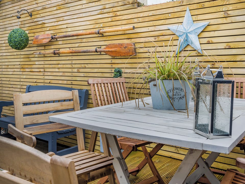 Sitting-out-area | Neptune Cottage, Amble