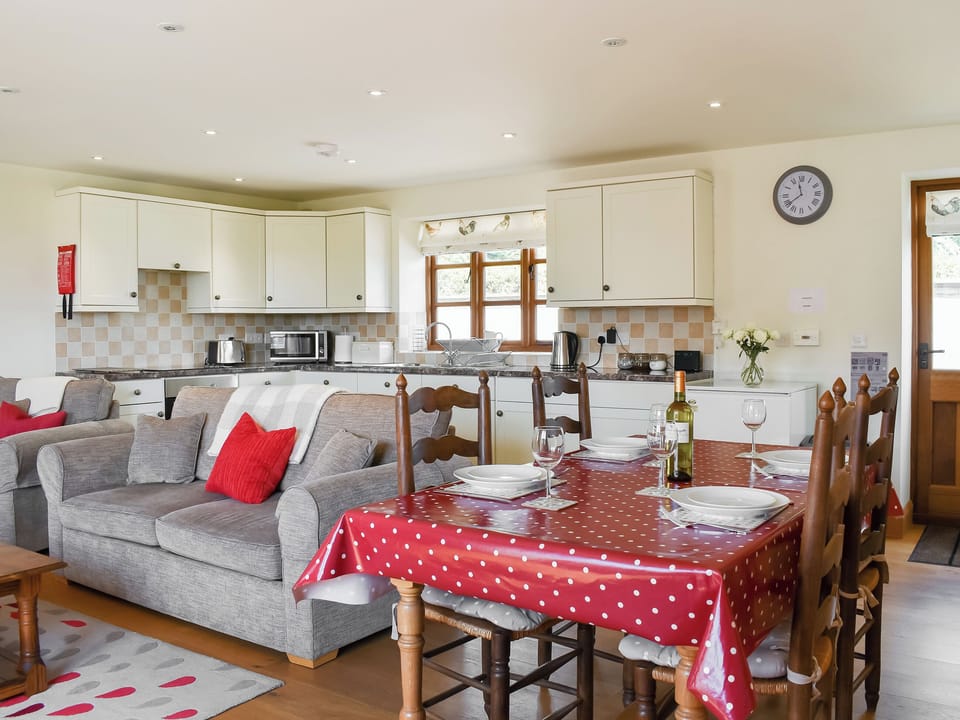 Open plan living space | Badger Cottage - Woodlands Farm, Somerton