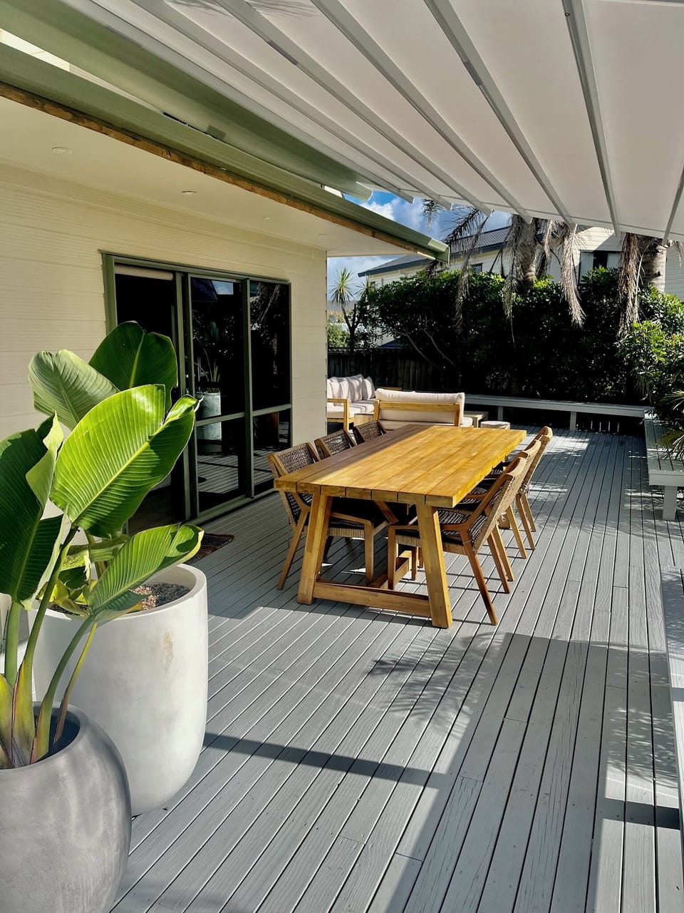 Outdoor dining