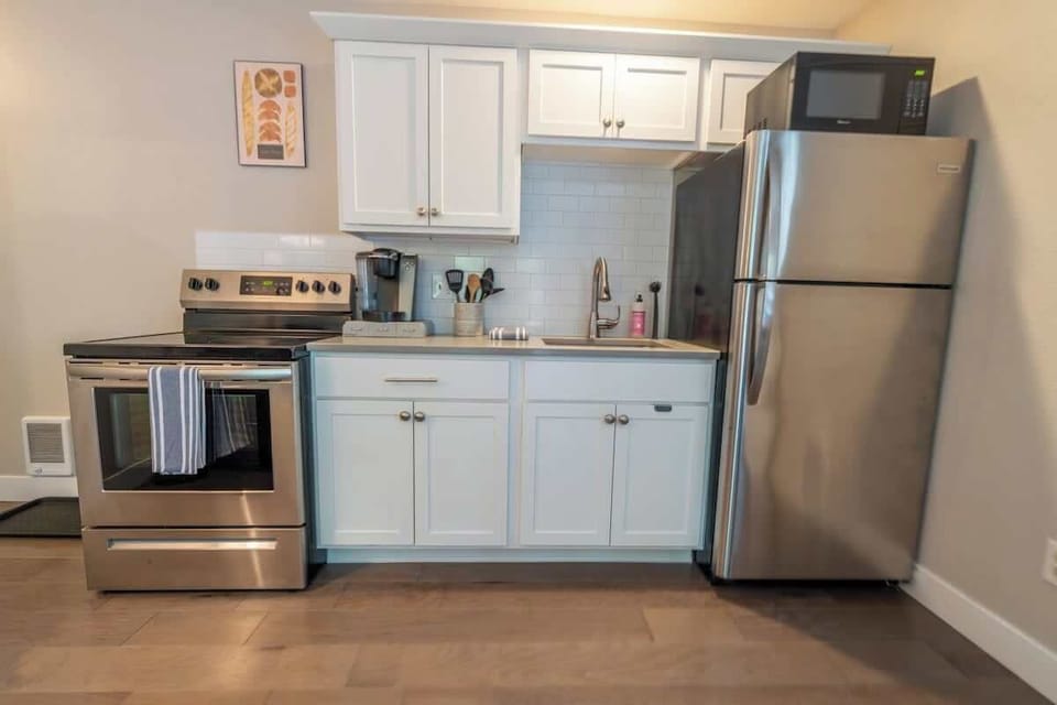 ADU: Kitchenette