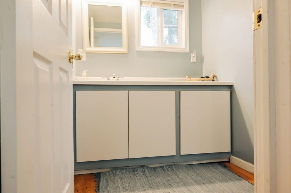 Large bathroom vanity