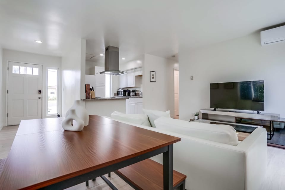 Dining area off the living room