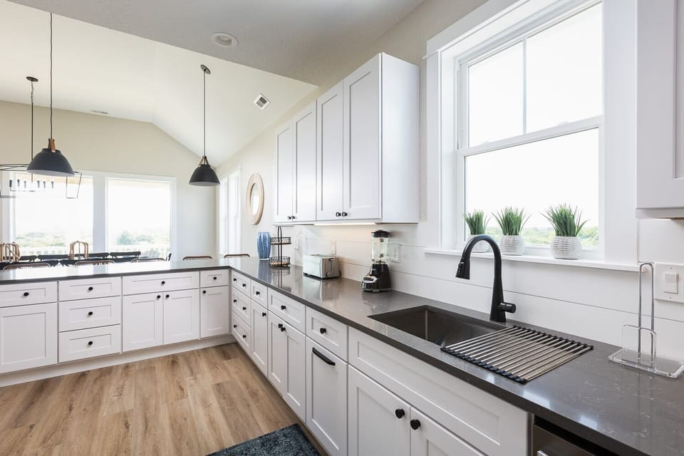 Fully Stocked Kitchen