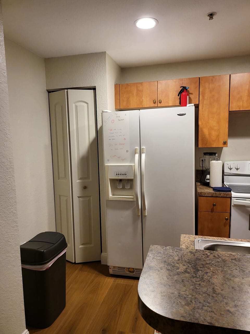 Pantry with pots to cook. 
