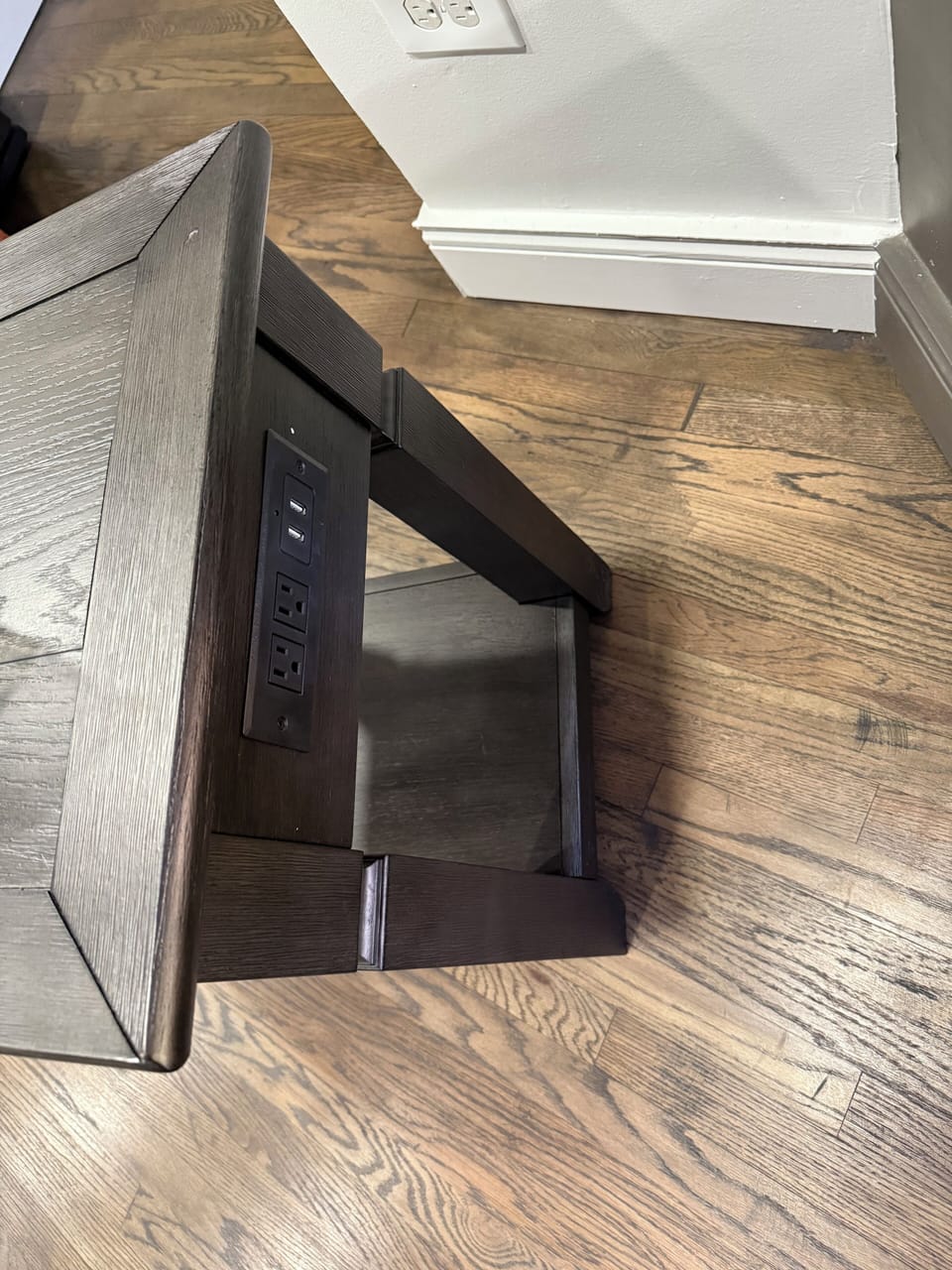 End table with USB ports