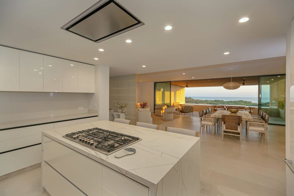 Open Kitchen