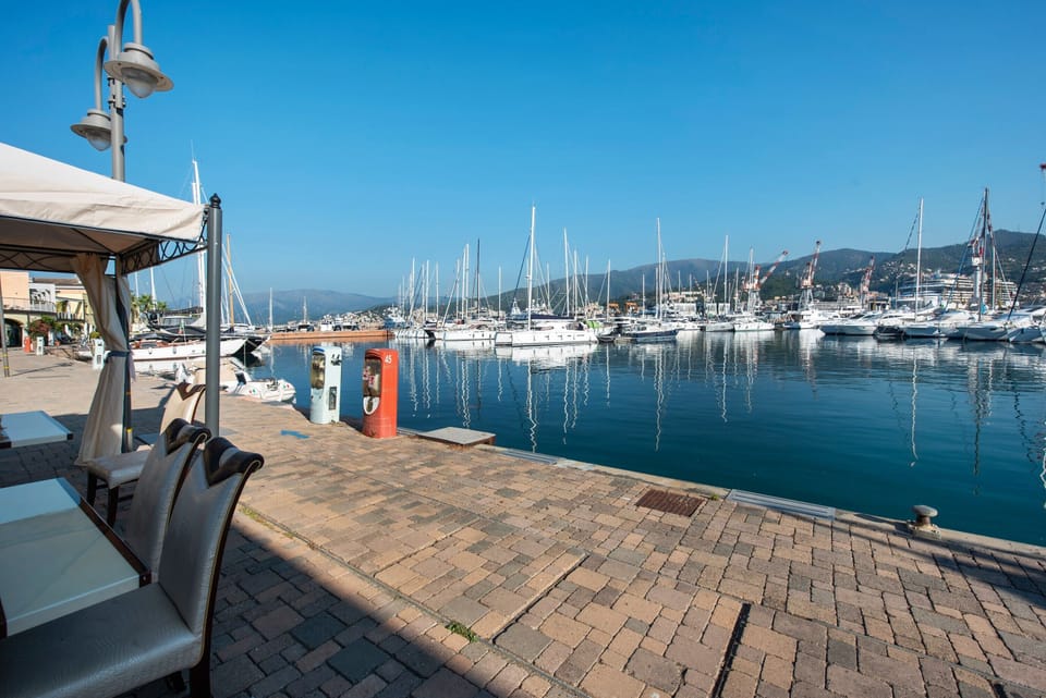 Marina