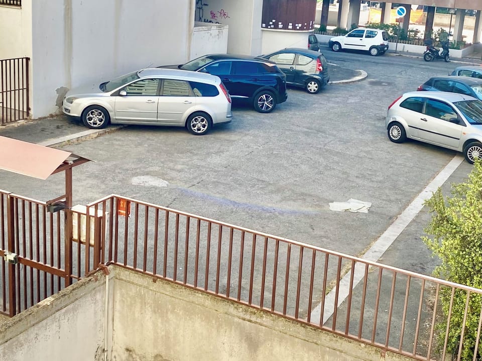 Parking - Parcheggio Pubblico per i visitatori
