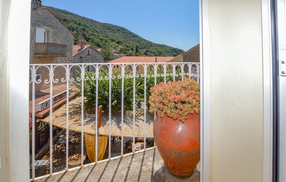 view-from-room