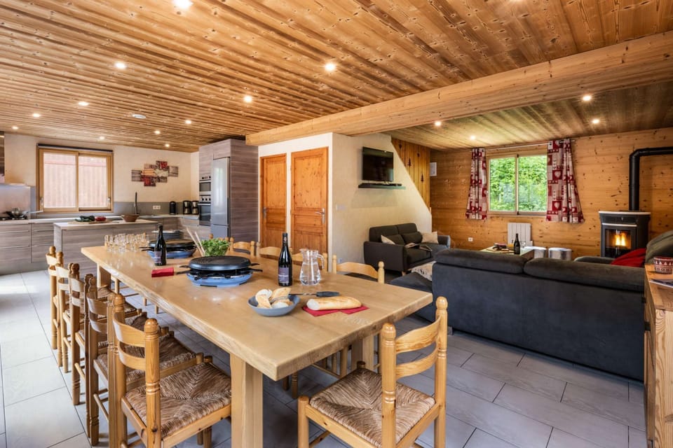 Living room in chalet Snow Mountain &amp; Snow Pearl