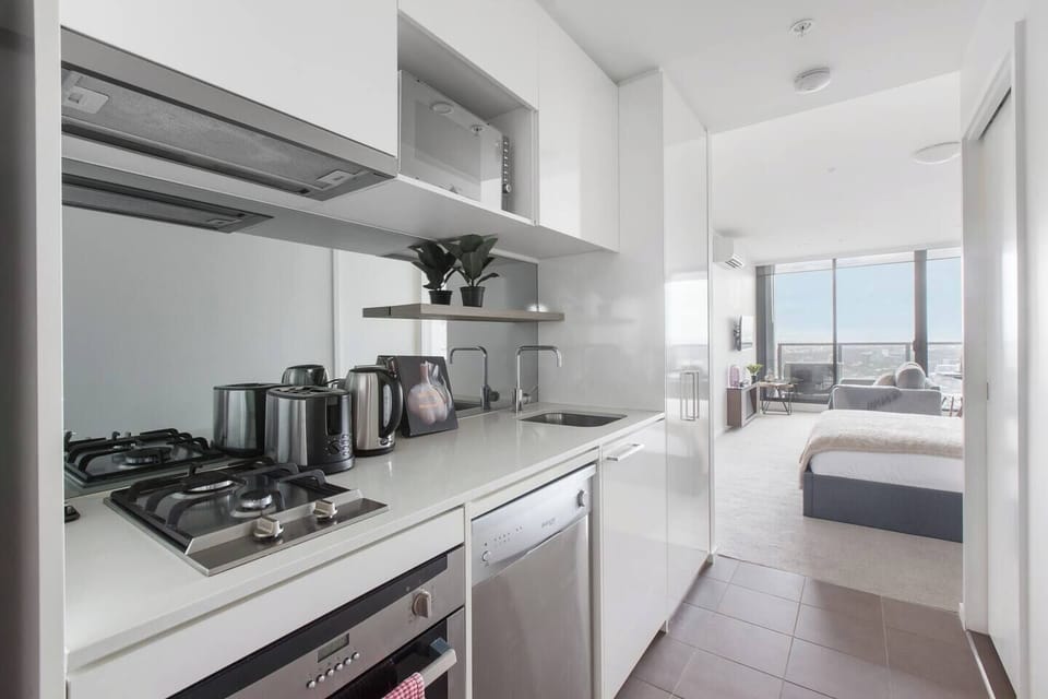 The fully fitted kitchen with stainless steel appliances is at your disposal, making it easy to cook up your favourite breakfast before heading out for the day.